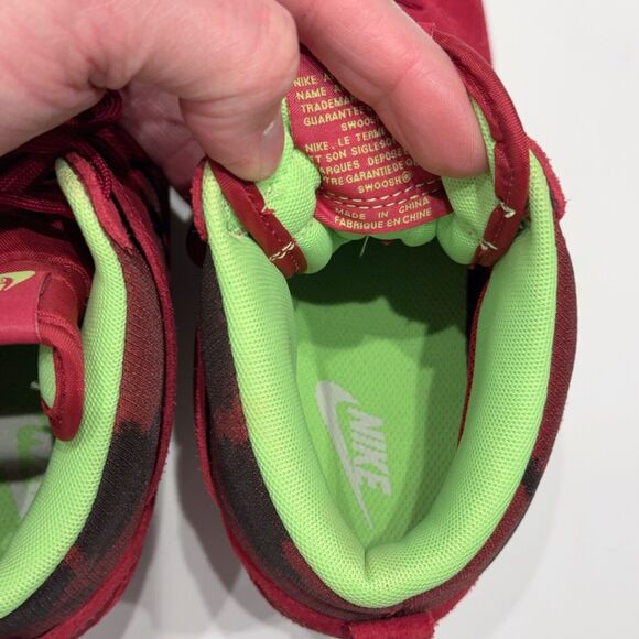 Nike Dunk Sky High Women’s 3” Wedge Heel Sneaker Red Suede Camo Size 8 Worn Once - Picture 7 of 13